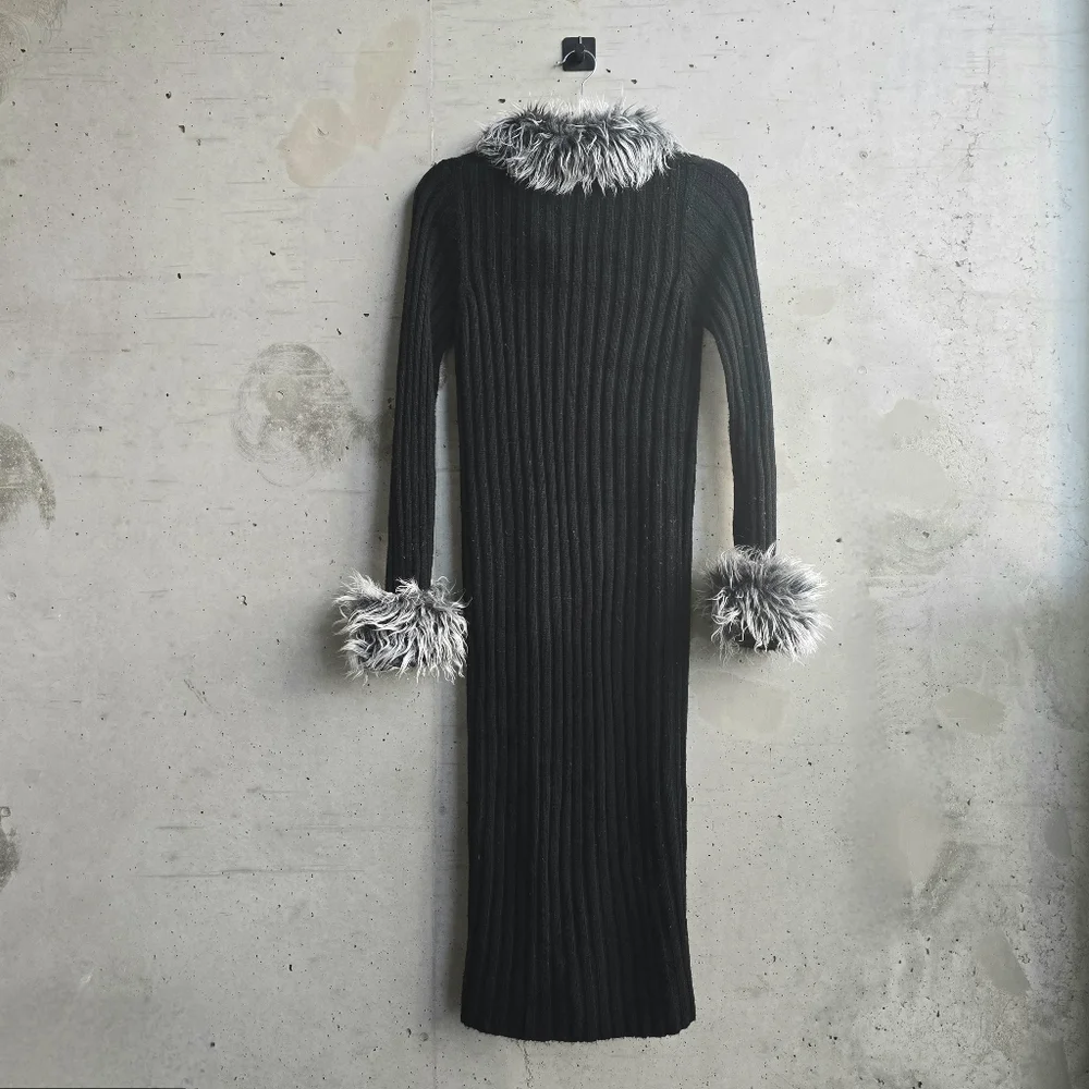 Y2k Charlotte Russe Penny Lane Faux Fur Trim Maxi Cardigan - Black (XS/S) - Picture 5 of 10